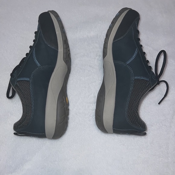 Dansko Navy Milled Nubuck - Picture 2 of 5